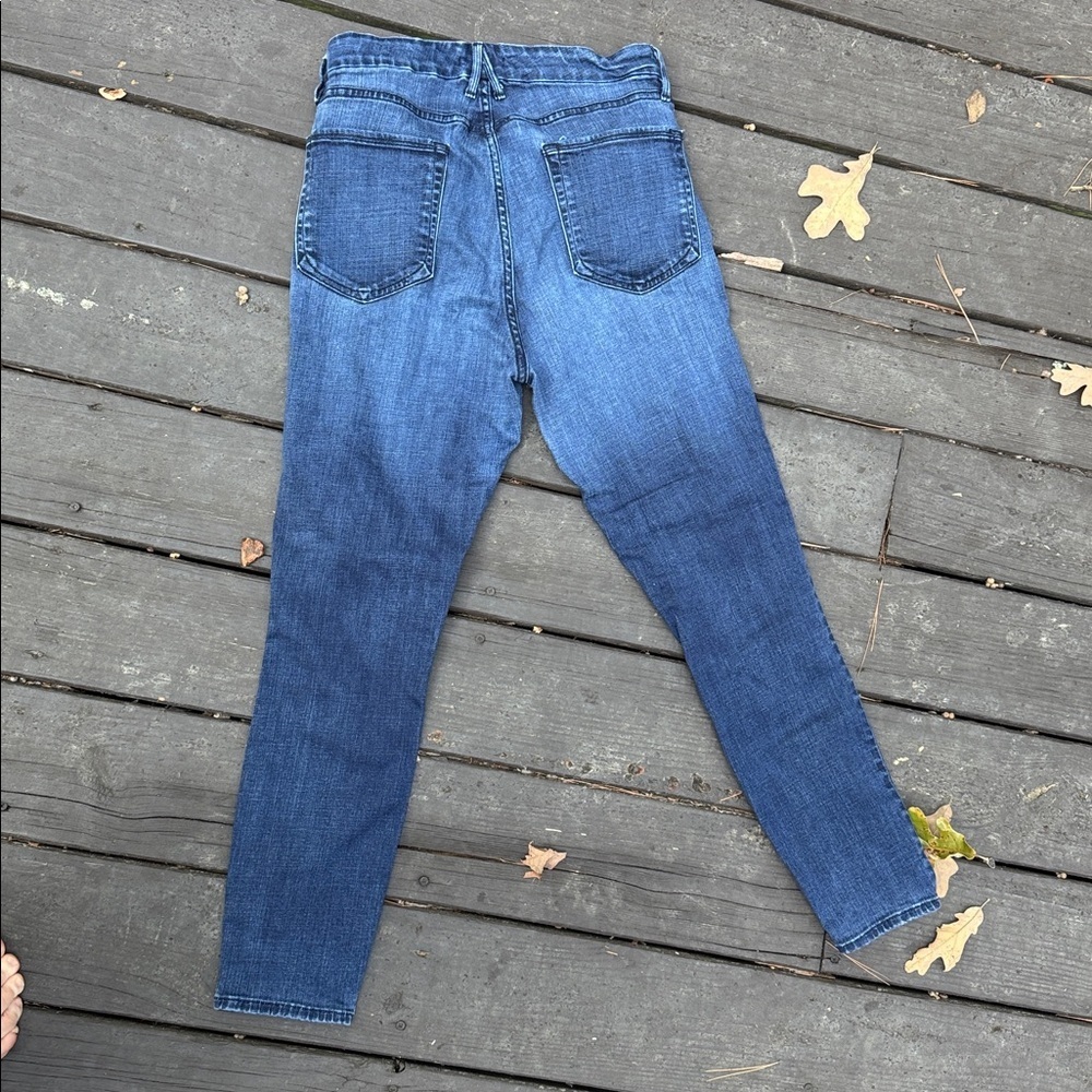 Good American Good Waist Crop Dark Blue Skinny Jeans size 10/30 - Picture 3 of 4